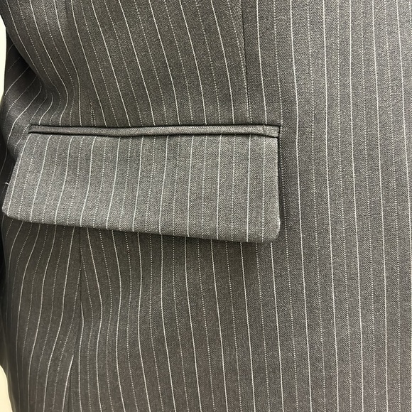 Tahari Arthur S. Levine | Striped Suit Jacket Grey “Howard” Size 18 - Picture 5 of 10
